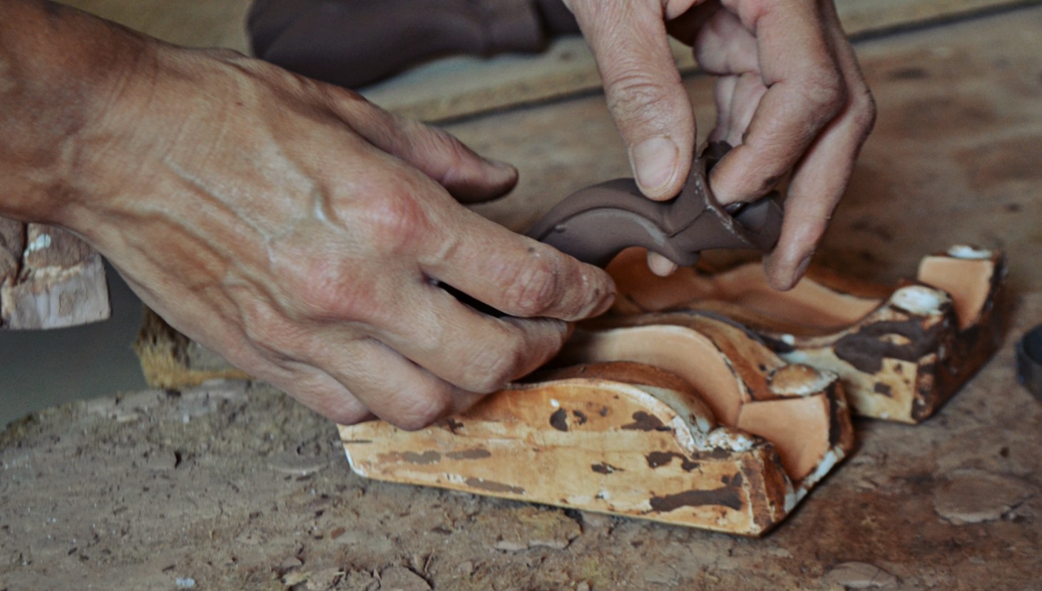 ucho konvice keramika Fortel