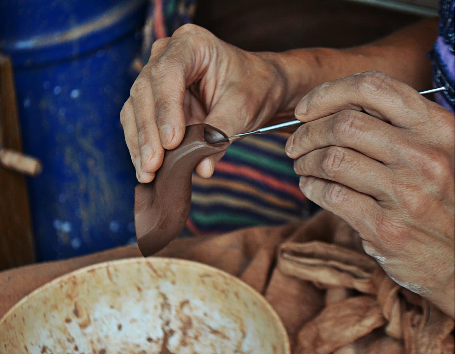 hubička ke konvici forma