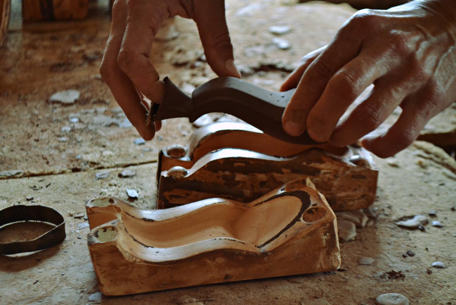 hubička ke konvici forma